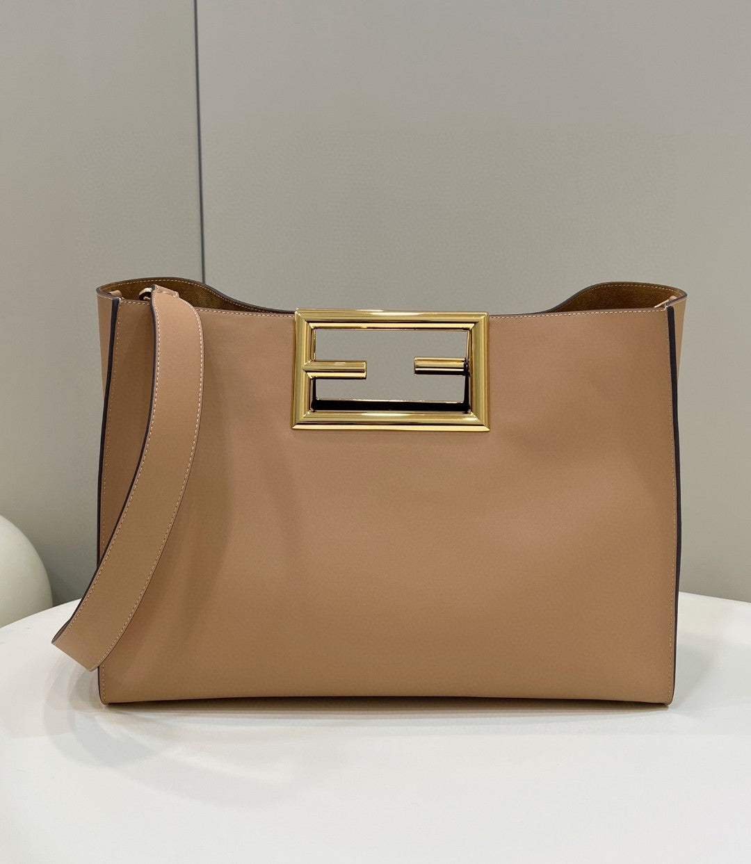 Top QualityTop Quality Way 29.5cm Beige Medium Handbag