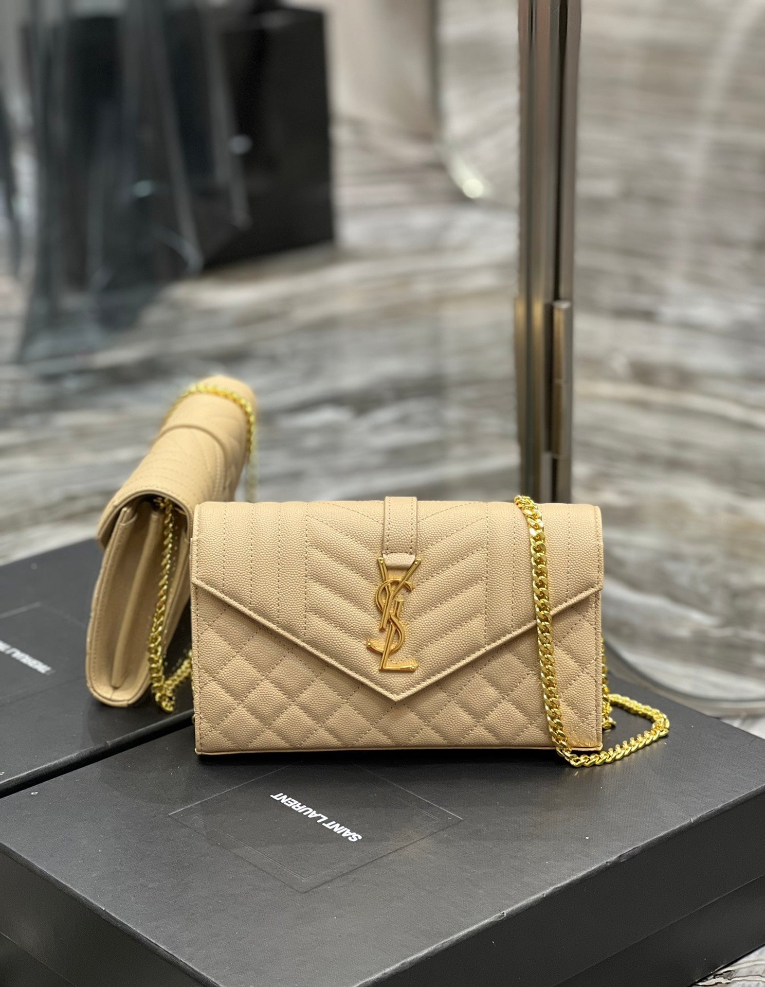 YSL Saint Laurent Envelope Handbag Quilted Chain Travel Bag 86In22Cm Ysl 2881