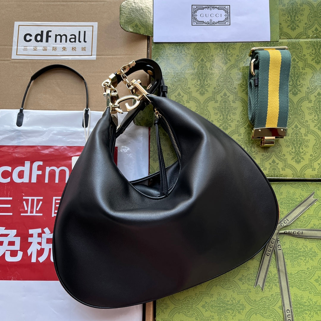 gg Atache , ’s 13.8in Black Large Shoulder Bag
