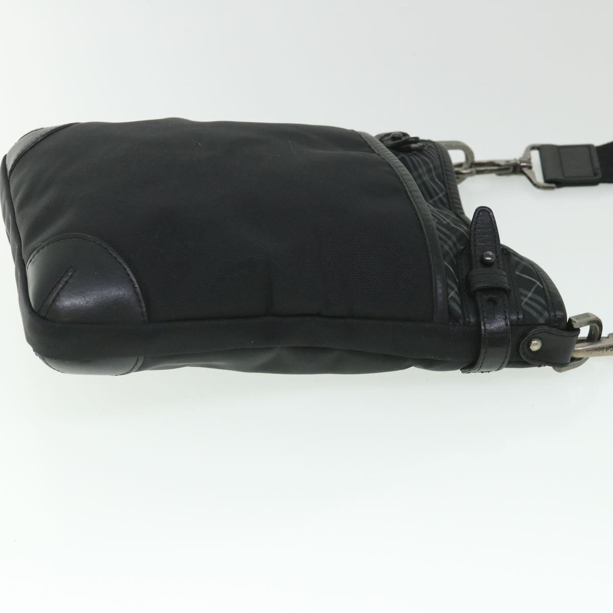 Burberry Luxury Shoulder Bag Auth Bs8715 Nylon Black
