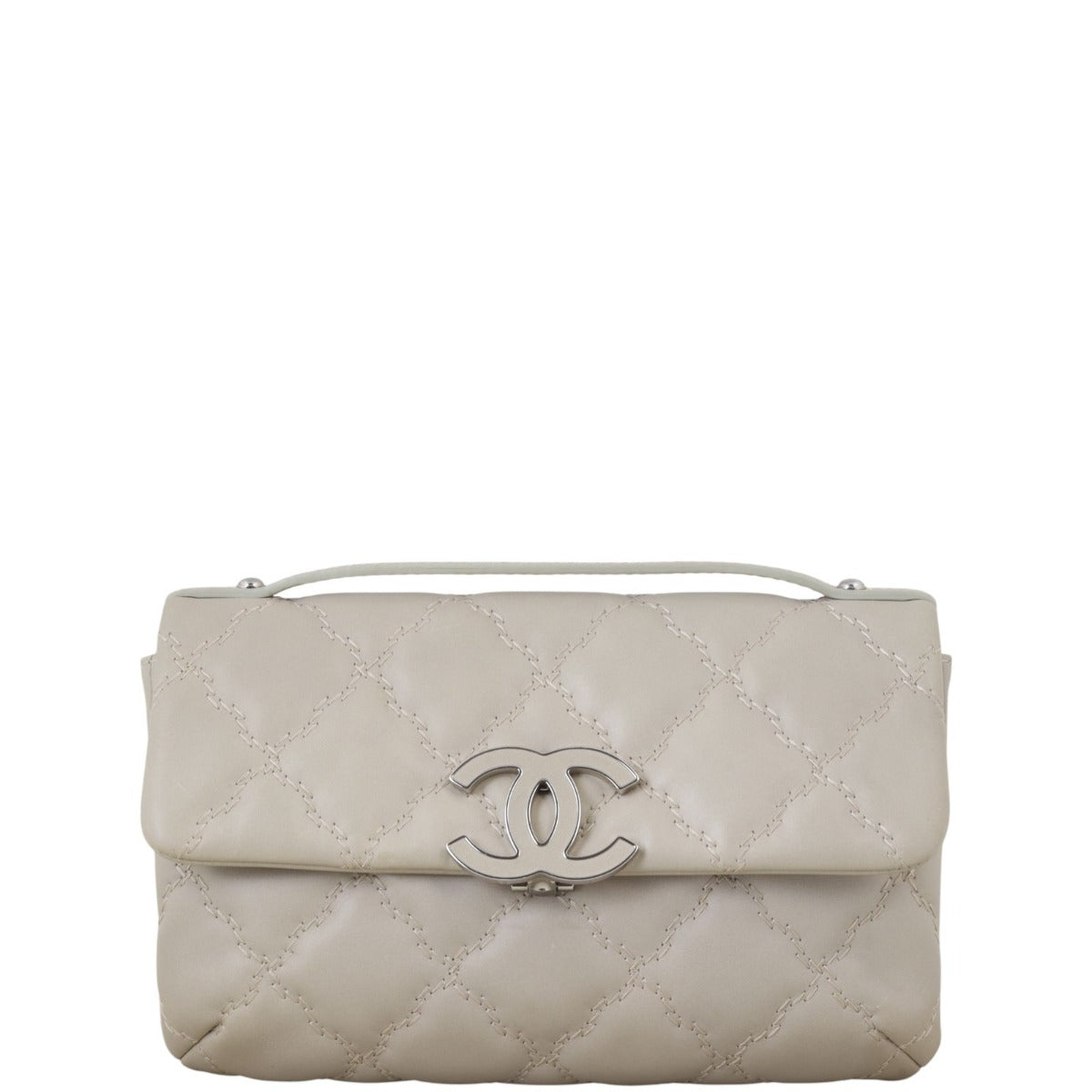 Chanel Hamptons CC Flap Bag Quilted White Crossbody Bag