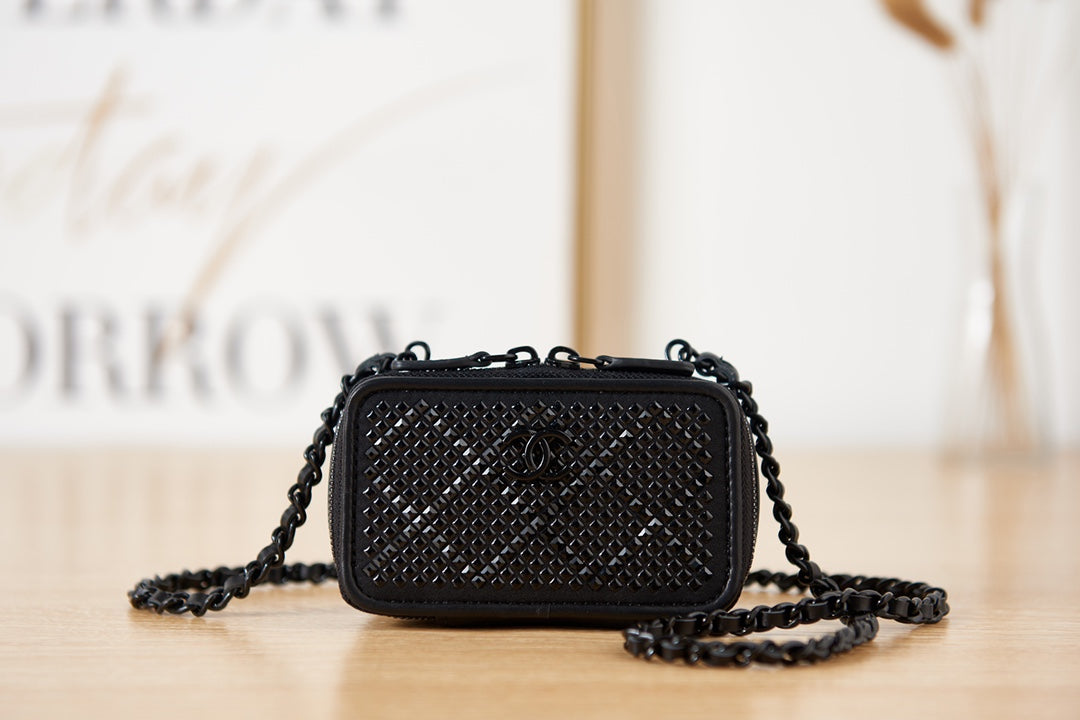 CHL Crystal Vanity 10cm 4in Black Small Chain Handbag