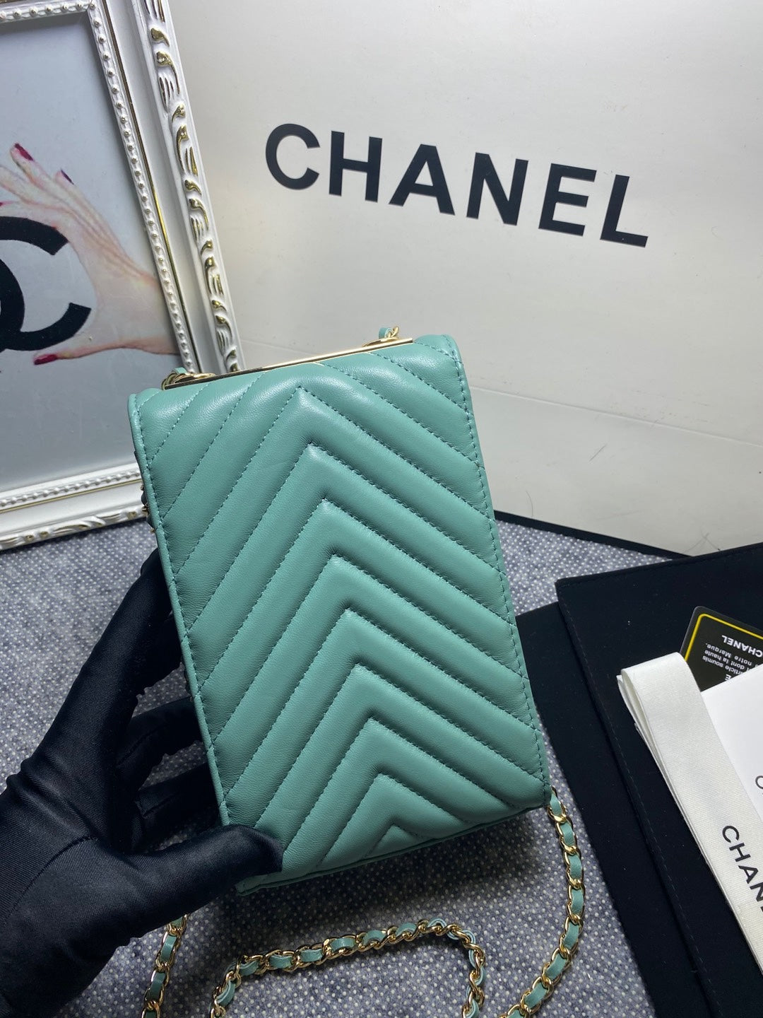 CHL Chevron Trendy CHL Phone Handbag 3