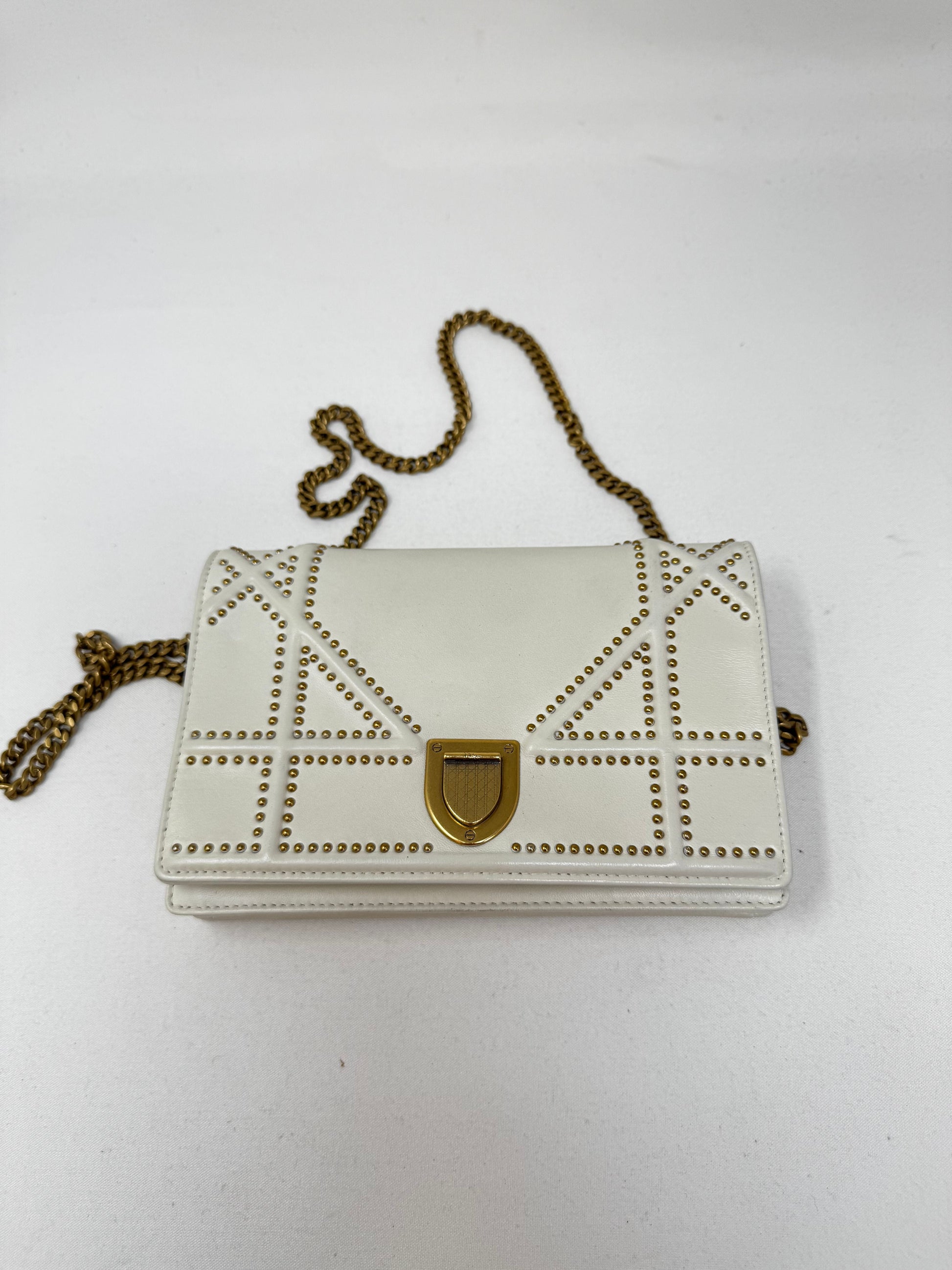 Dior Handbag Christian ama Wallet On - Shoulder Bags, White Chain