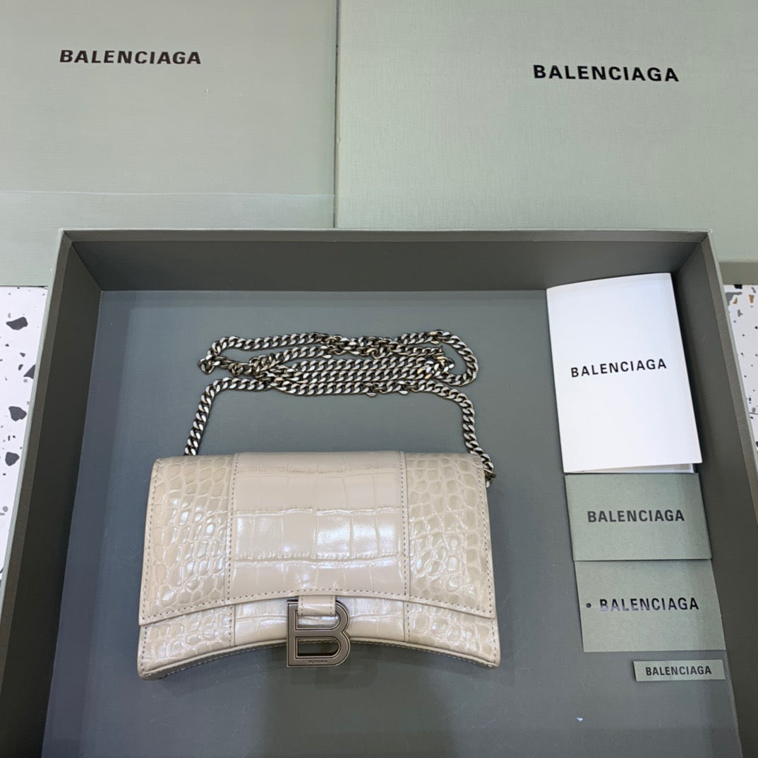 Top Quality Hourglass Wallet On In For Beige Chain Crossbody Bag