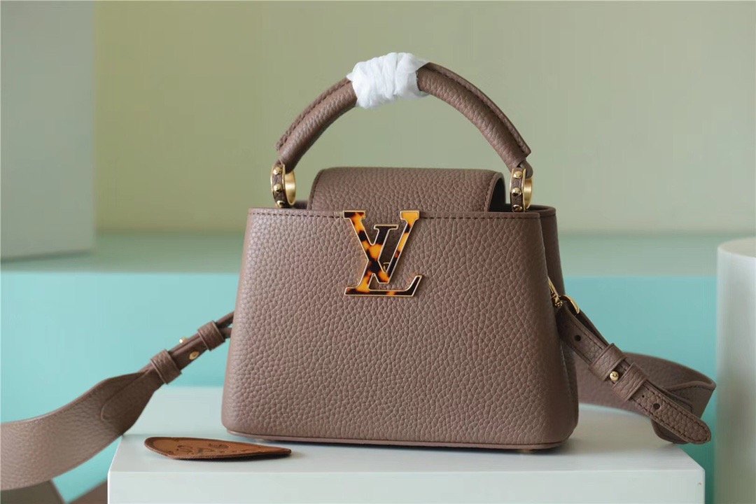 Top Quality Capucines Taurillon Light For Women Brown Mini Crossbody Bag
