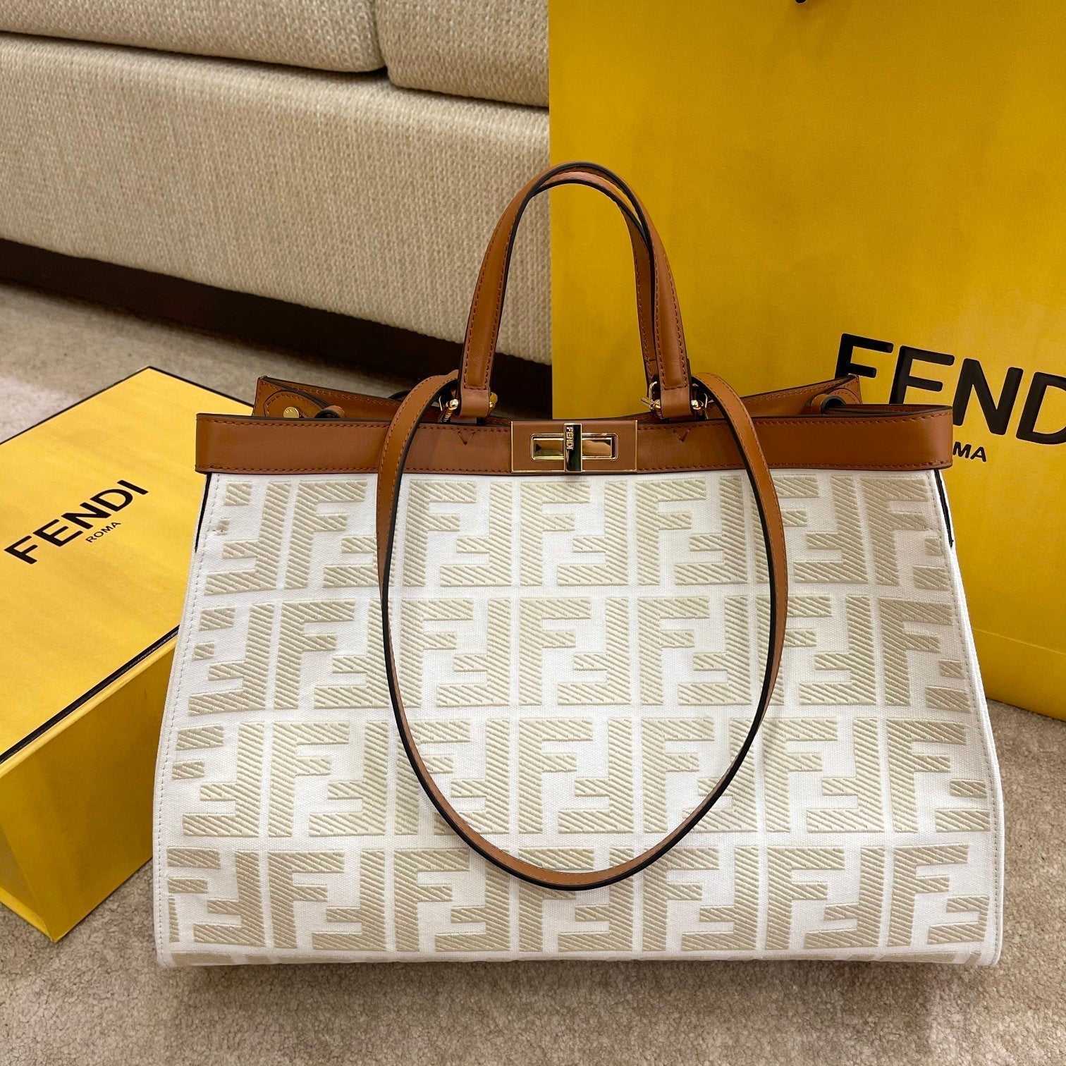 Fendi Top QualityTop Quality Peekaboo X- Canvas White FF Shoulder Bag