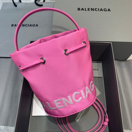 Balen Le Cagole Metop Qualityum Bag In Pink Bucket Bucket Bag 118In30Cm 4909