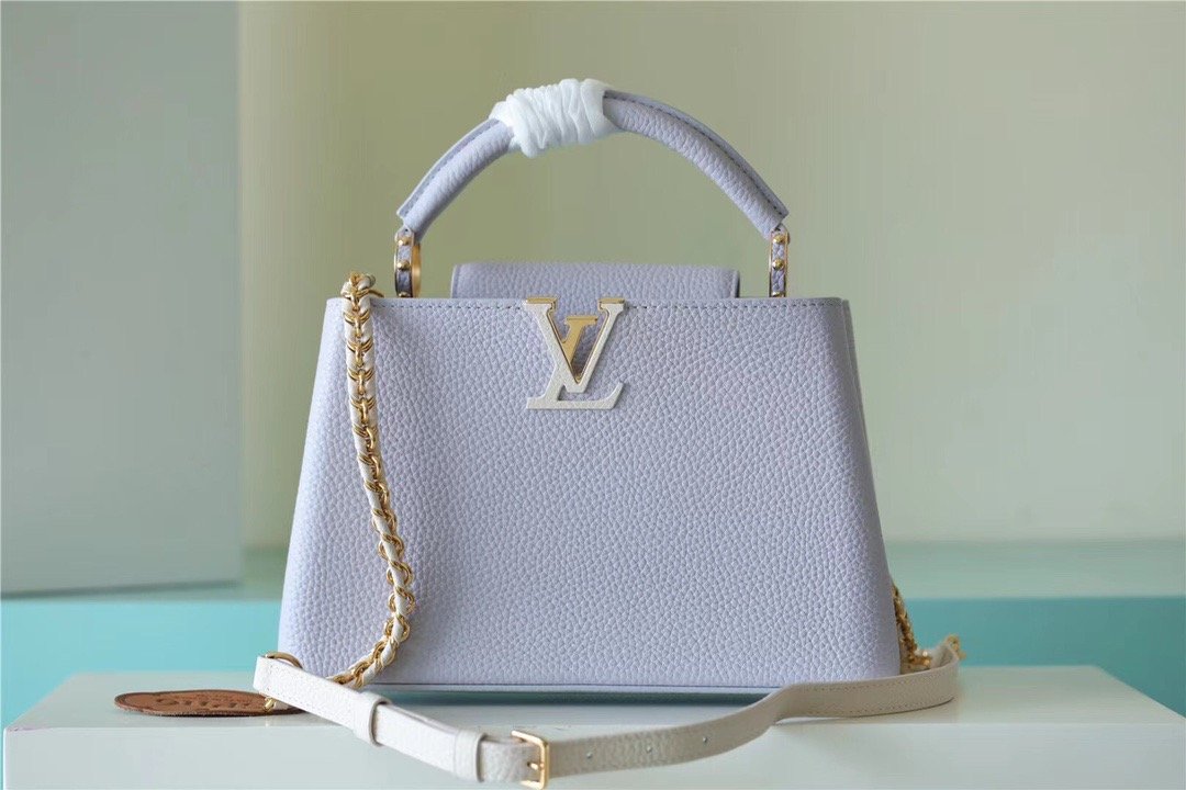 Top Quality Capucines Mm Taurillon Light Creme Blue Crossbody Bag