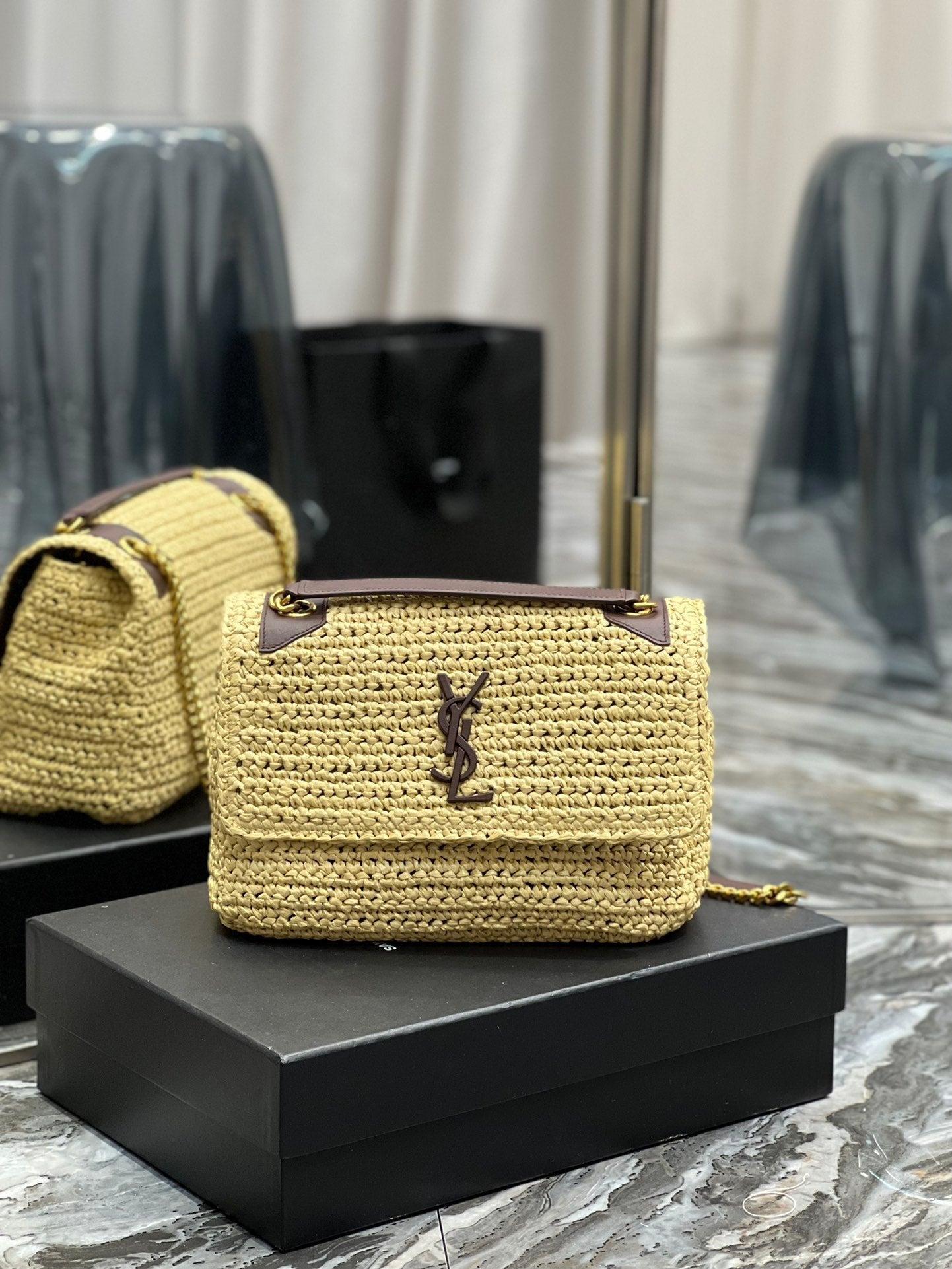 YSL Saint Laurent Niki RaTop QualityTop Qualitya 11in Brown Medium Chain Travel Bag