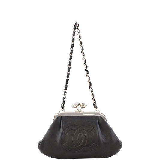 Chanel CC Kisslock Clutch Clutch Bag