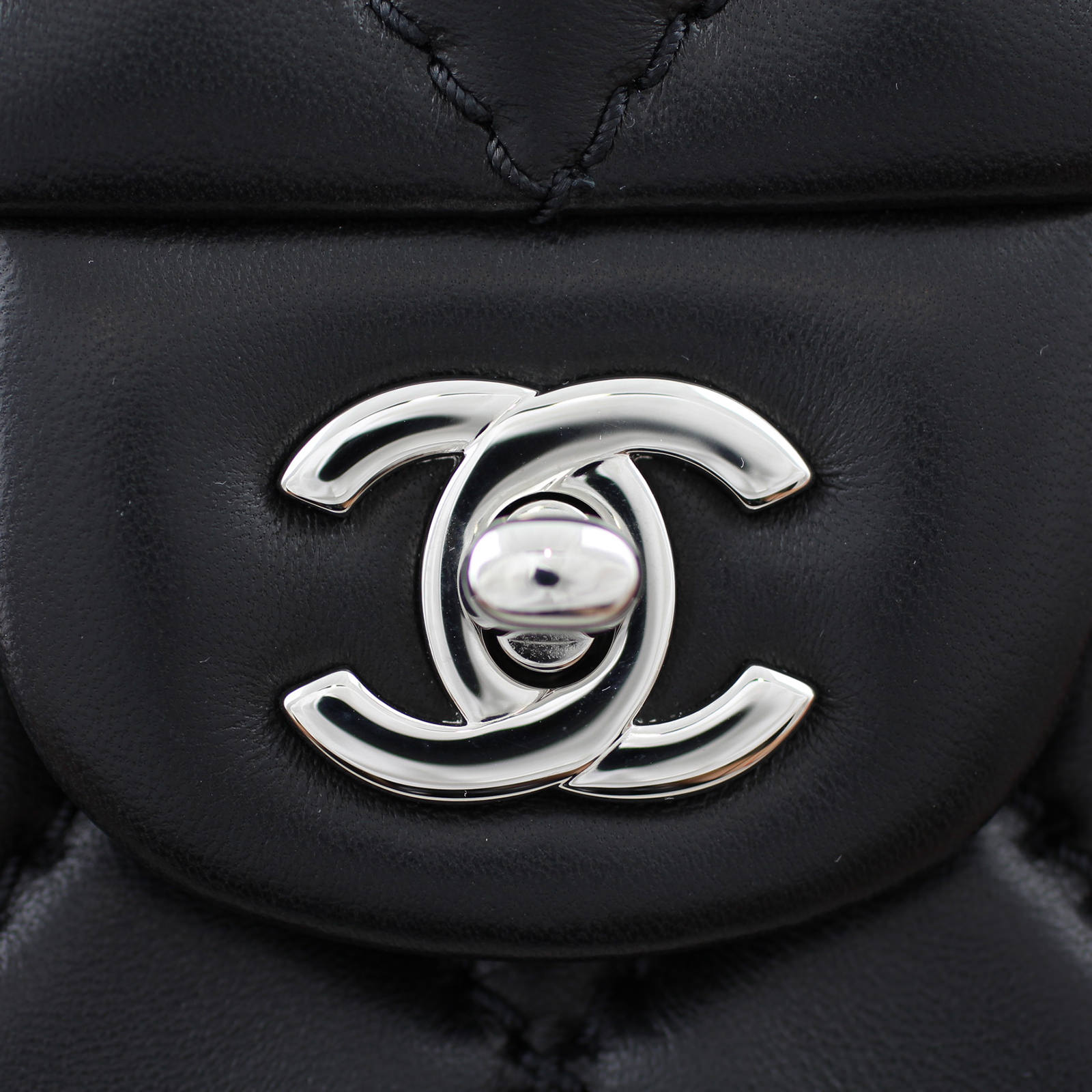 Chanel Easy Carry Bag Medium Flap Handbag