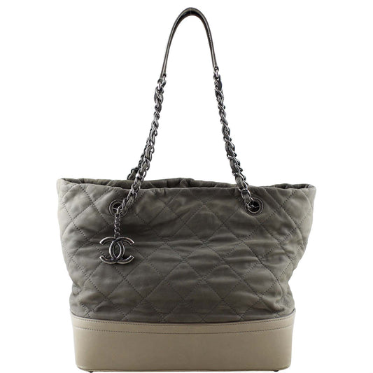 Chanel VIP Shopping Tote Tote Bag