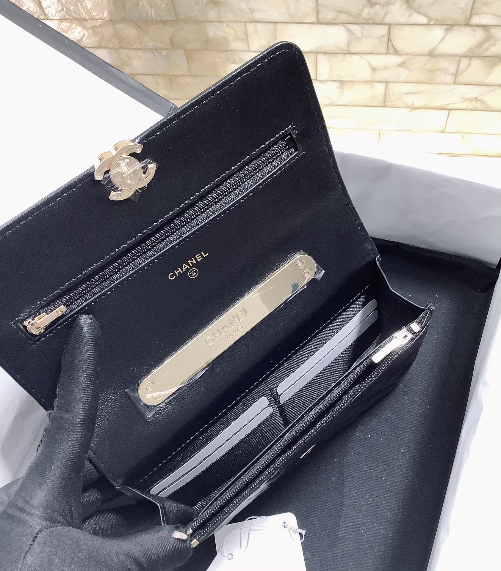 CHLHand-Held Oblique Cross , ’s Black Handbag