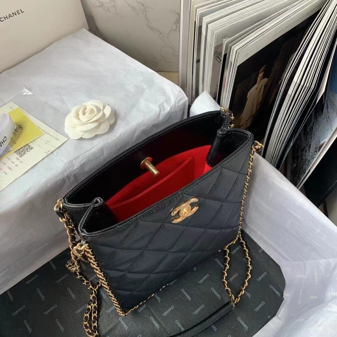 CHLSmall Shopping , ’s 9in Black Handbag