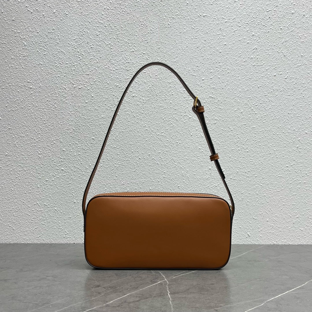 Top Quality Camera Shoulder Bag Cuir Triomphe Brown 199183Du304Lu 2951