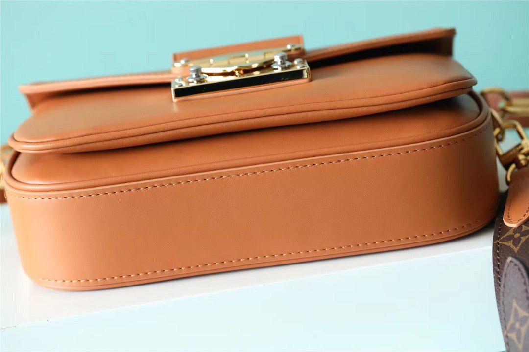 Top Quality Swing Hazelnut For Women Shoulder Monogram Brown Crossbody Bag