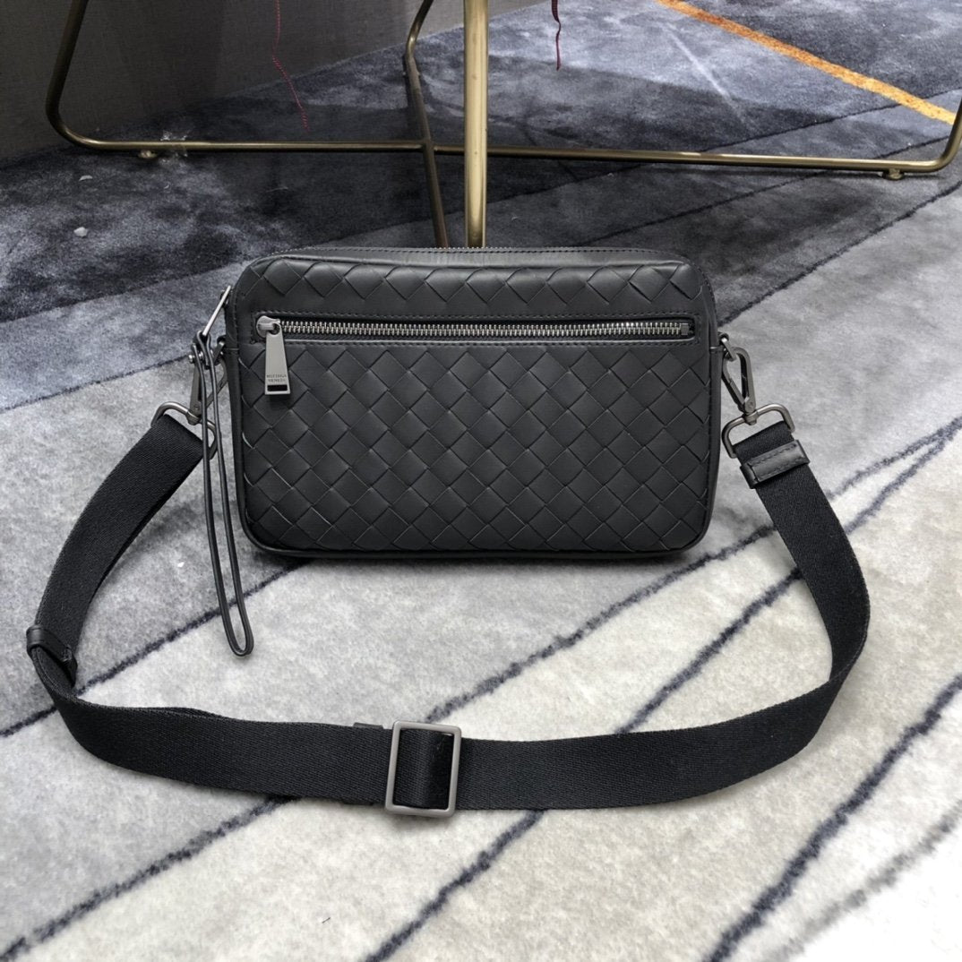 Top Quality Classic Intrecciato For Women Women Black Travel Bag