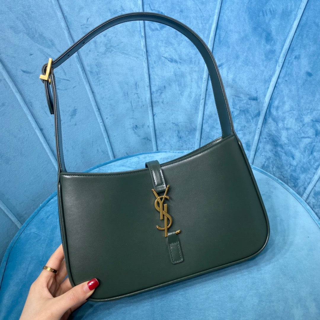 YSL Saint Laurent Shoulder Bag Monogram Ysl 6572282R20W3045 6268