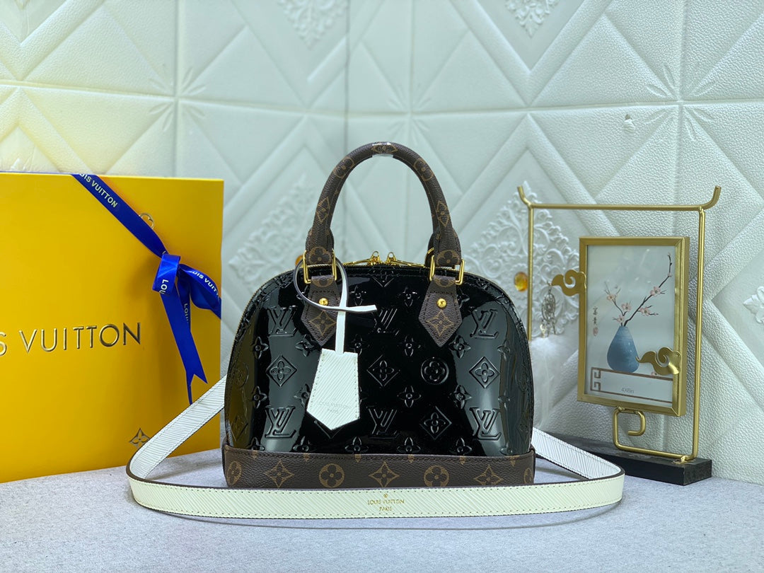 EN - Luxury LUV 839 Travel Bag