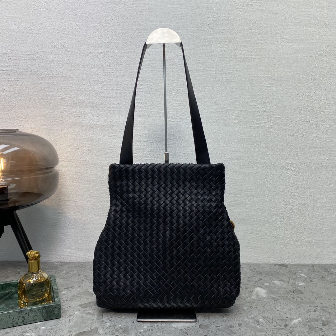 Top Quality Intrecciato Shoulder Bag For Women Black