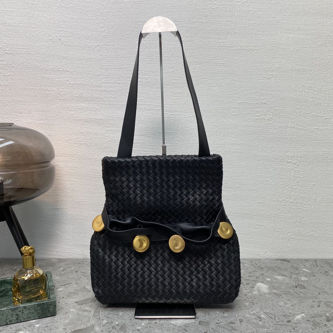 Top Quality Intrecciato Shoulder Bag For Women Black