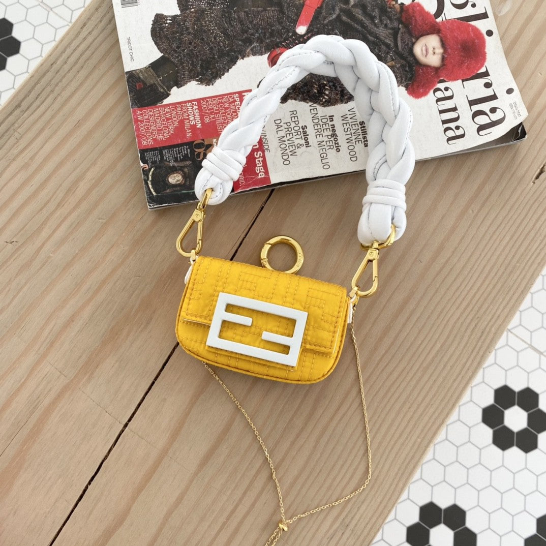 Nano Baguette Maxi Handle Yellow White Travel Bag