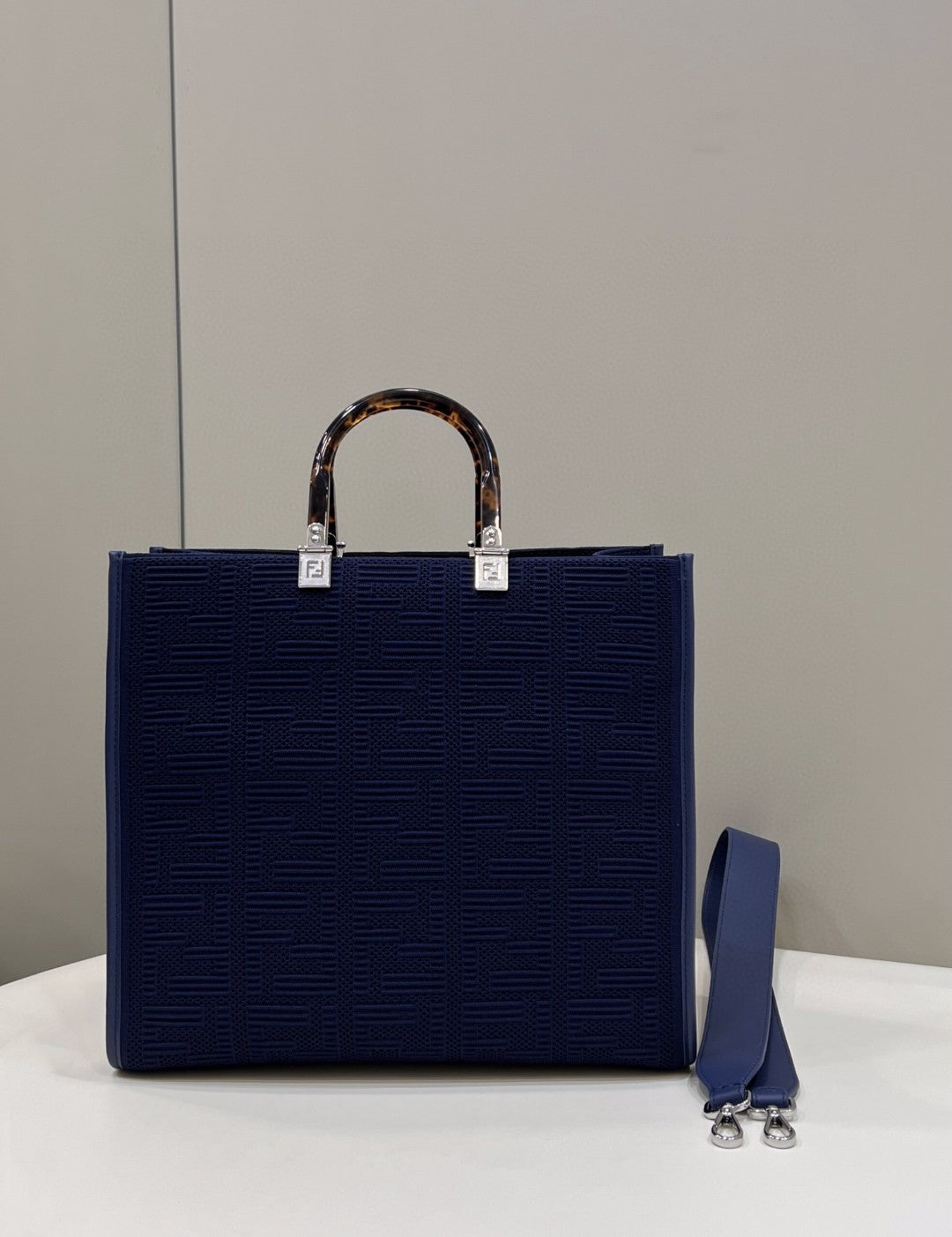 Fendi Sunshine Metop Qualityum Ff Fabric Blue Navy Tote Bag