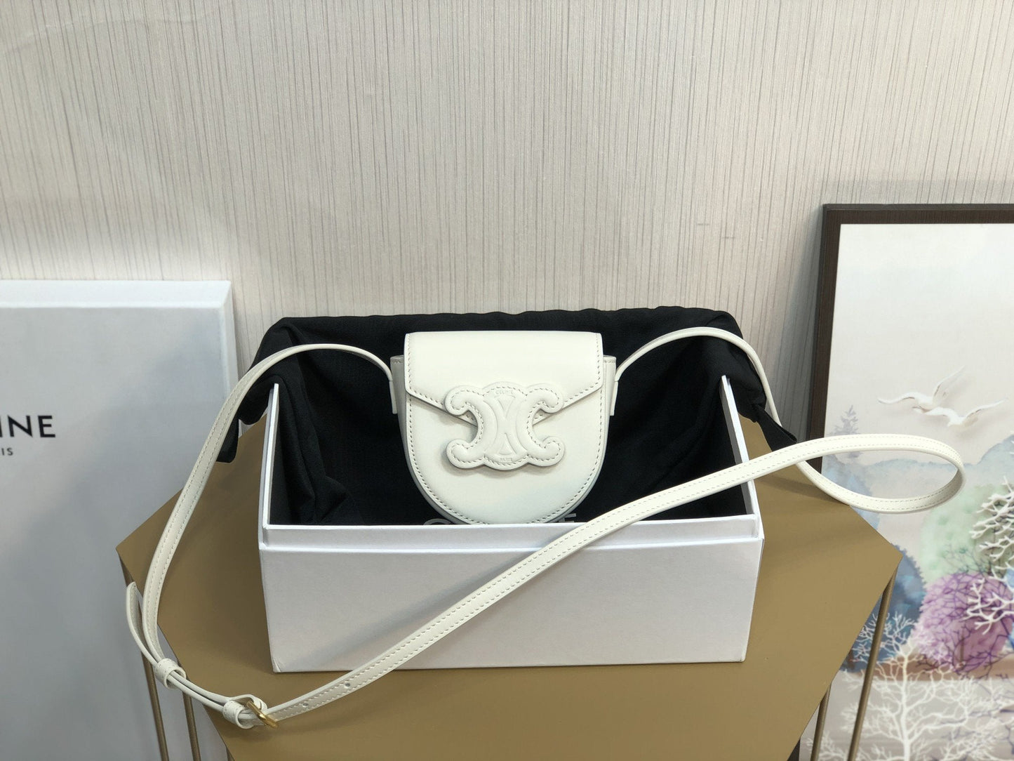 Top Quality Besatop Quality Cuir Triomphe For White Mini Travel Bag 10J303Dpq01Bc 5130