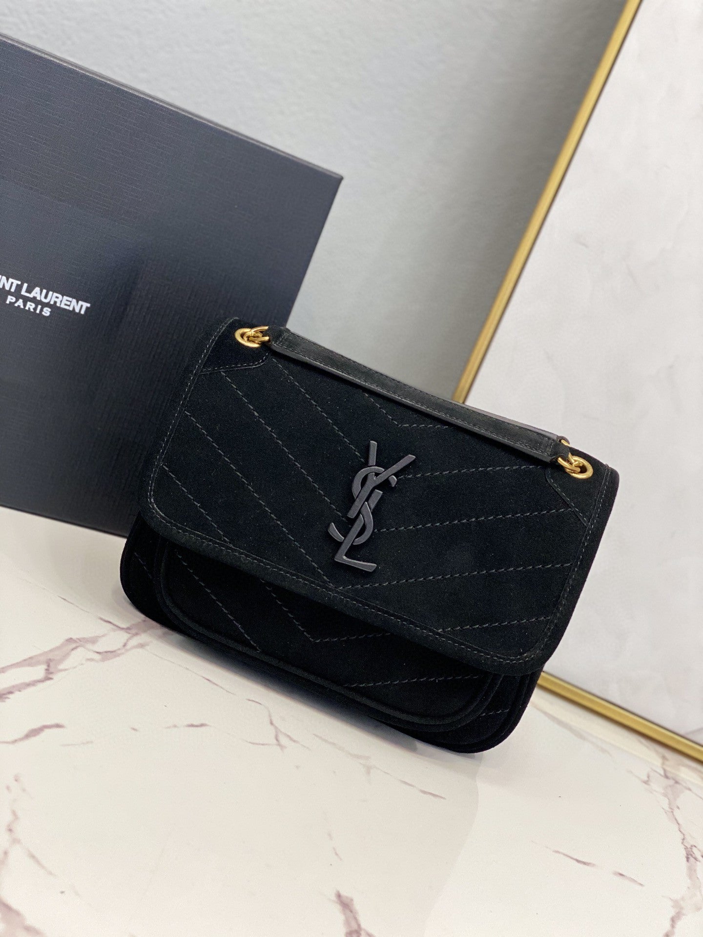 YSL Saint Laurent Niki Baby 8in 21cm Black Chain Handbag