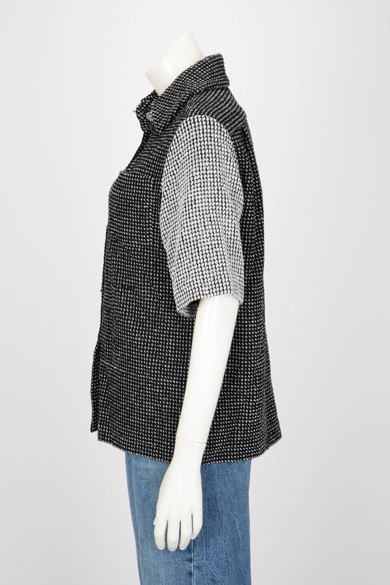 Chanel Black & White Tweed Short Sleeve Blo FR 36 Accessory
