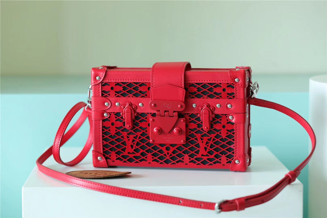 Top Quality Petite Malle For Women Women Monogram Red Crossbody Bag