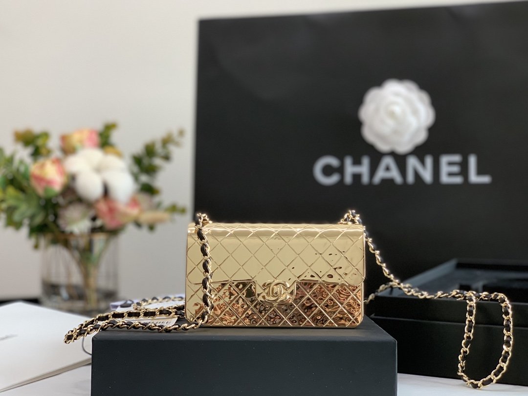 CHL Evening 12cm 4.5in Gold Small Flap Handbag
