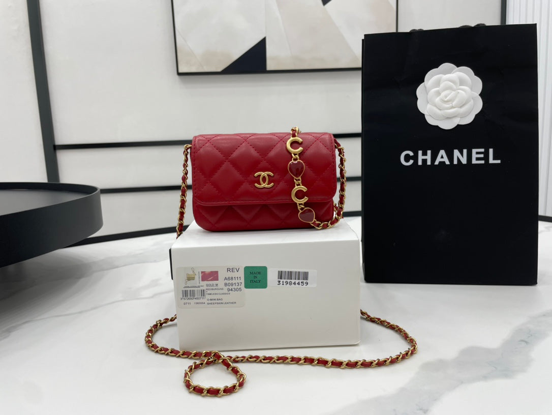 CHL Classic Top Qualitystressed 4.7in Red Travel Bag