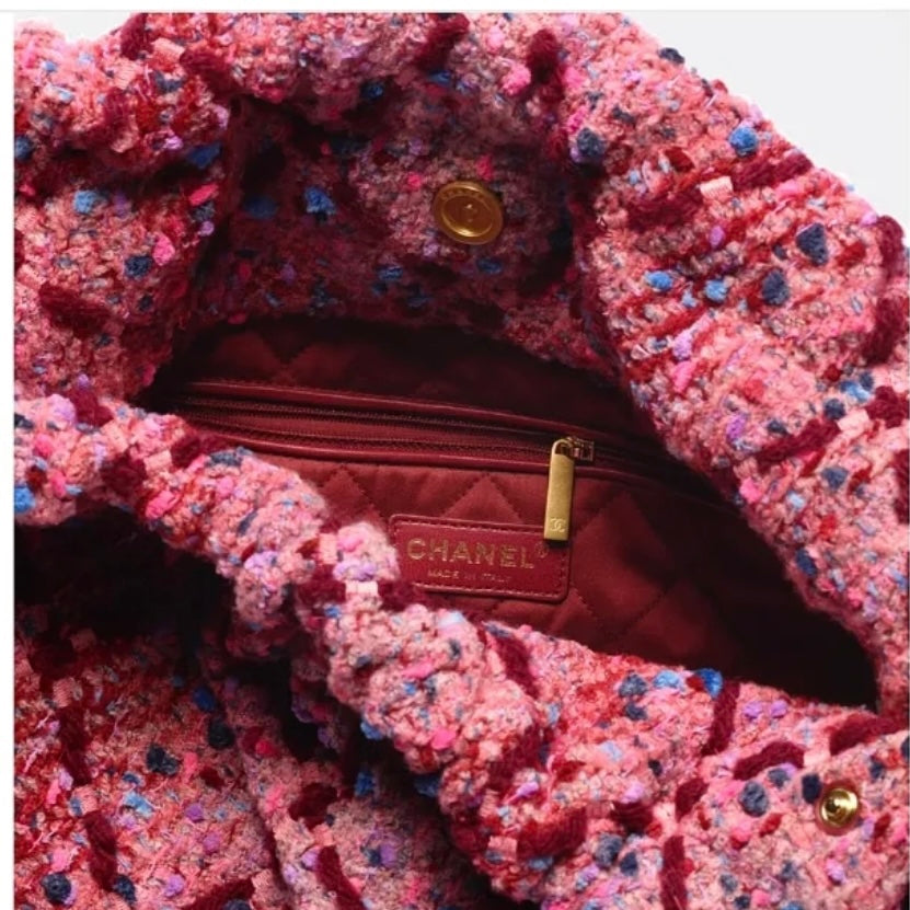CHL 22 PiNike 15in 38cm Multicolor Handbag
