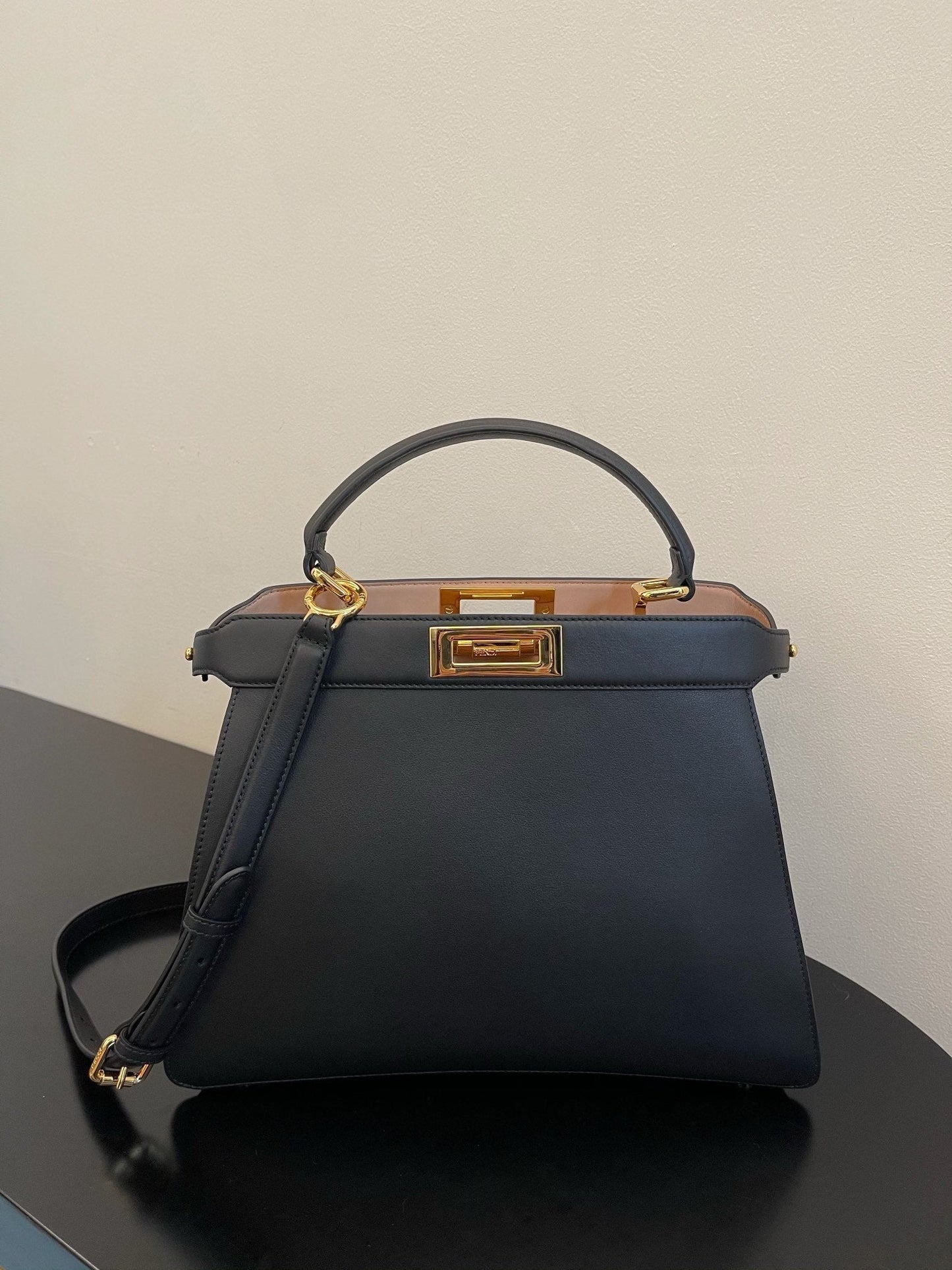 Iseeu Petite Grey Small Travel Bag