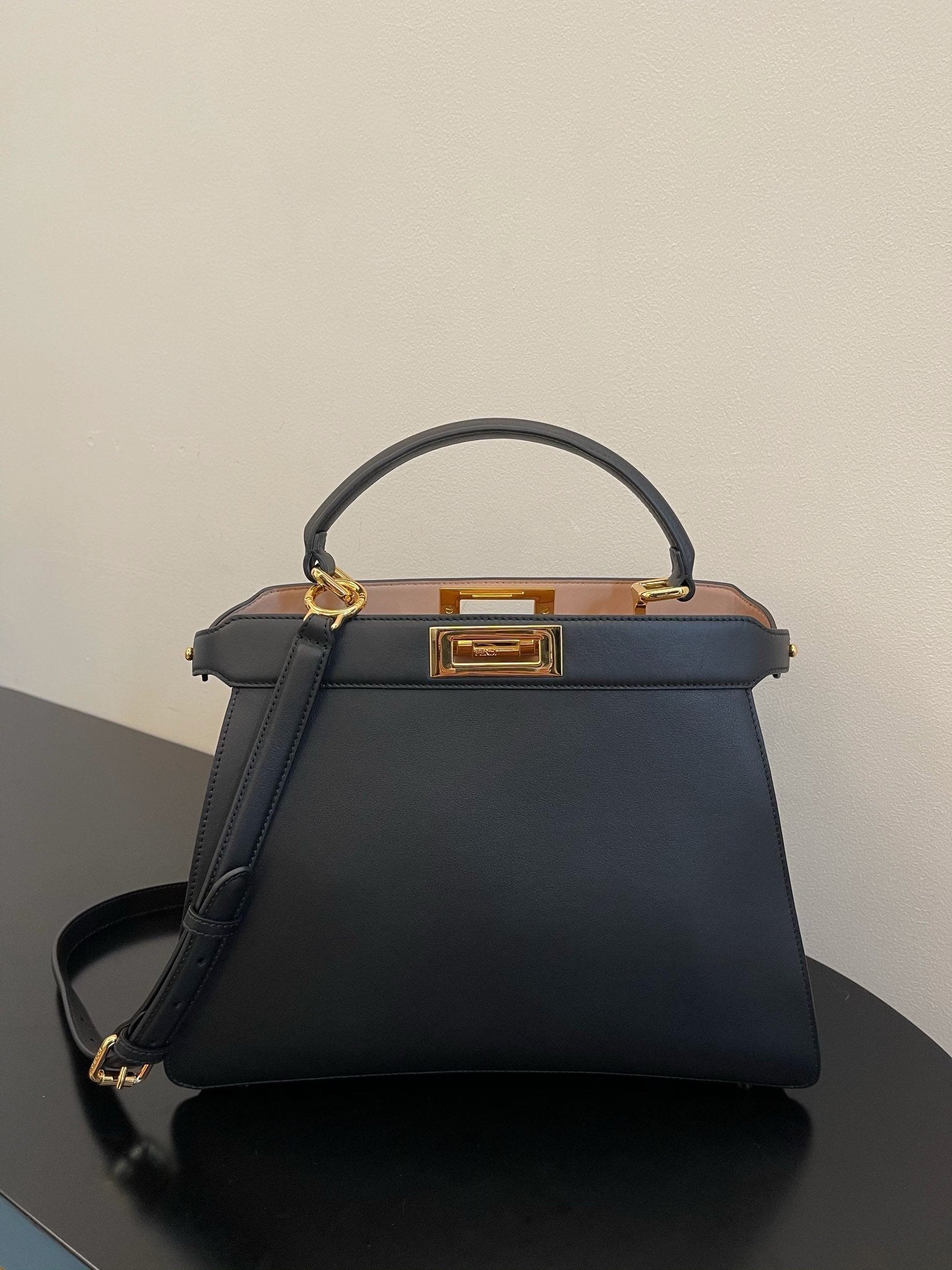 Iseeu Petite Grey Small Travel Bag