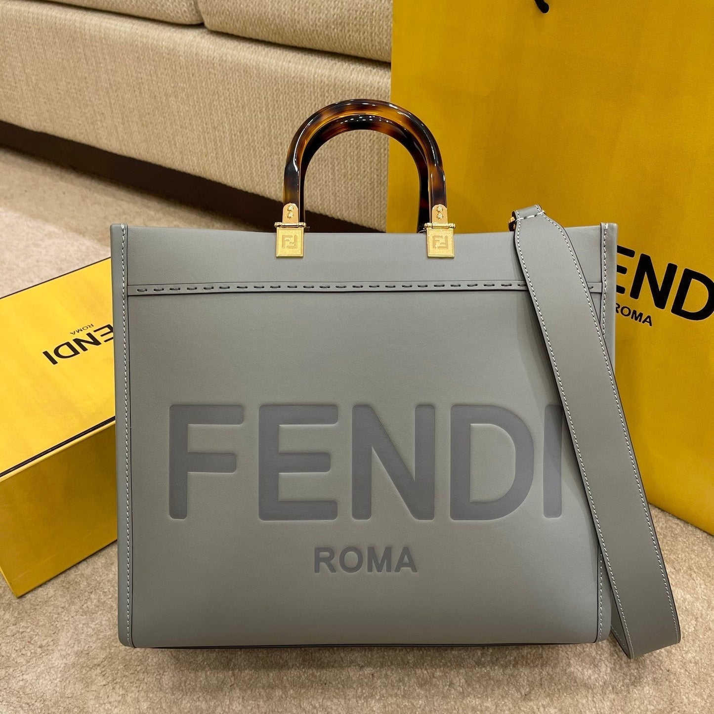 Fendi Top QualityTop Quality , Wonmen’s Grey FF Tote Bag