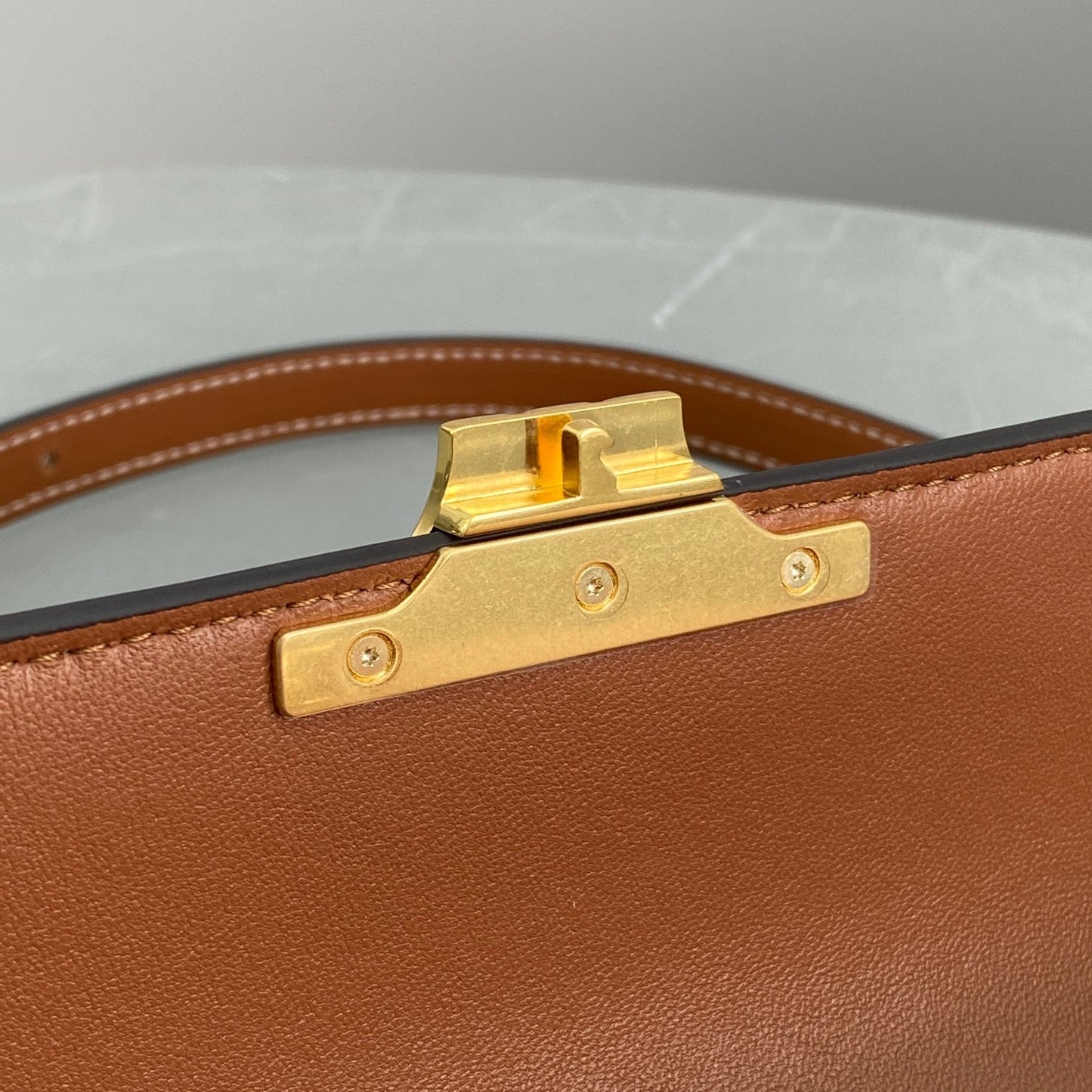 Top Quality Triomphe Shoulder Bag For Women Brown 194143Bfn04Lu 4549