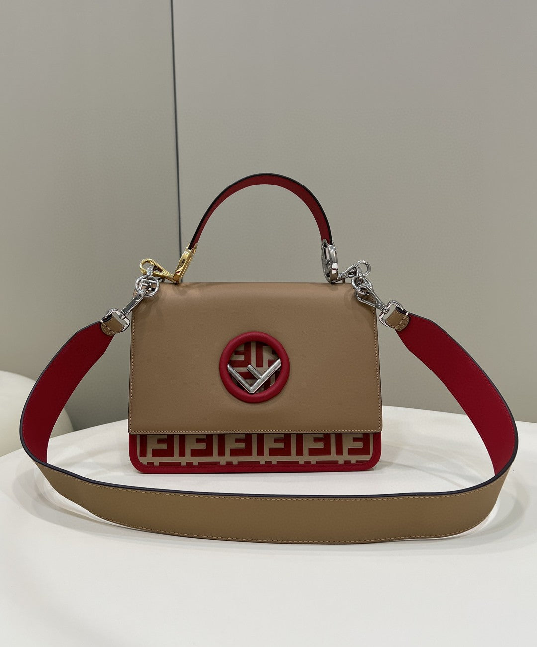 Top QualityTop Quality Kan I Brown Red Medium Handbag