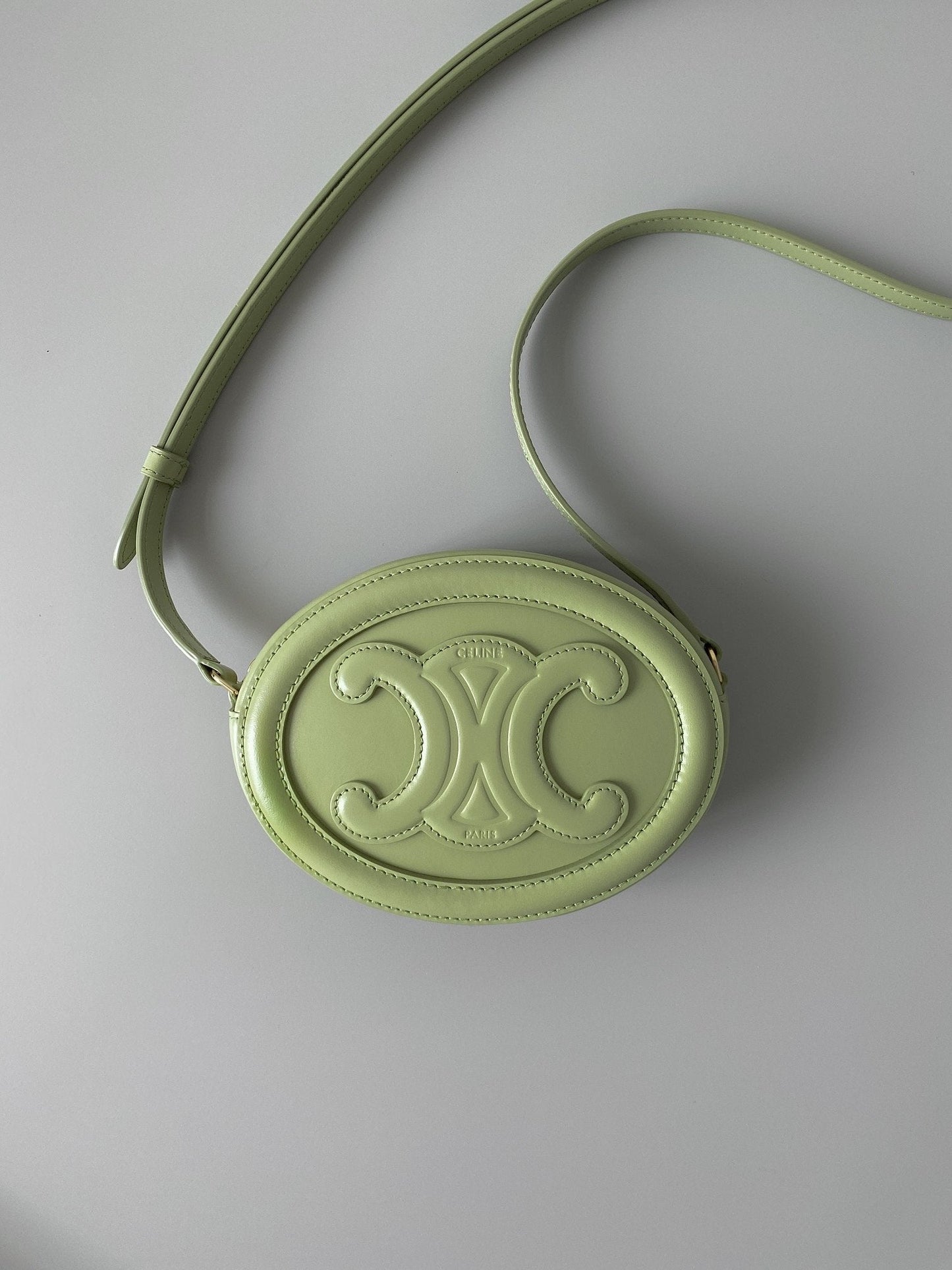 Top Quality Crossbody Oval Purse Cuir Triomphe Green Crossbody Bag 4