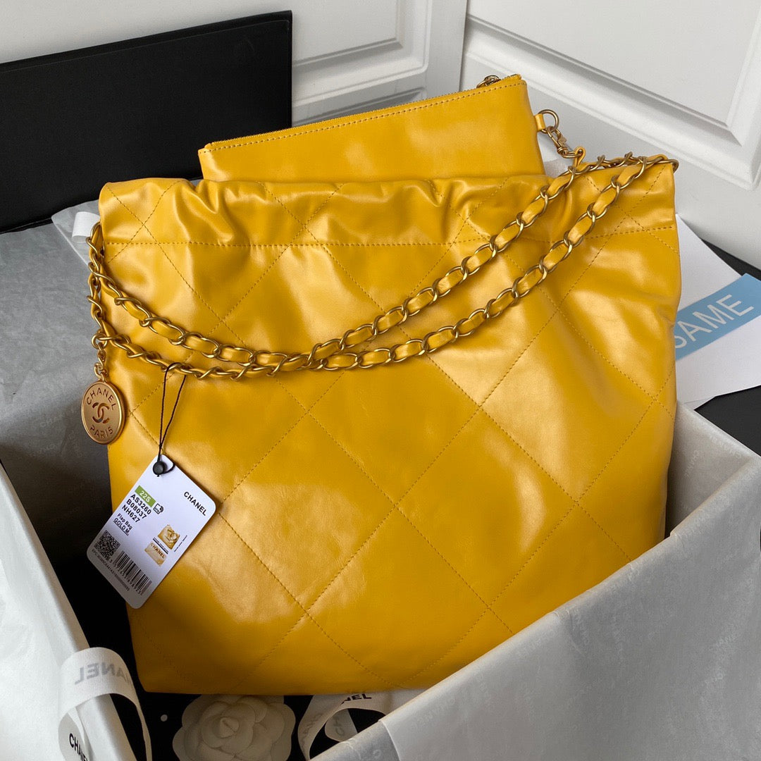 CHL 22 Hardware Shiny Yellow Gold Shoulder Bag 165In38Cm As3261