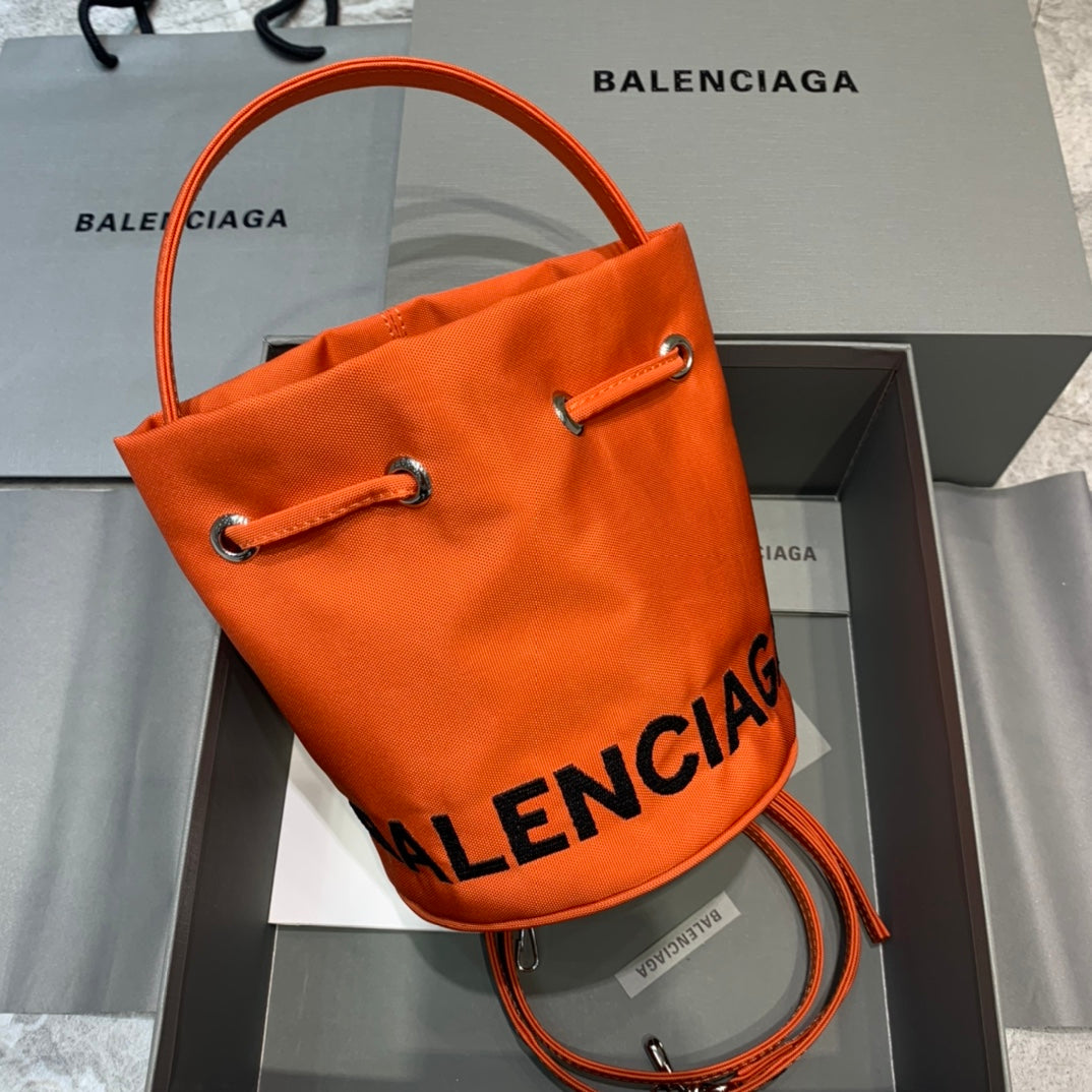 Balen Le Cagole Metop Qualityum Bag In Bucket Bucket Bag 118In30Cm 4111