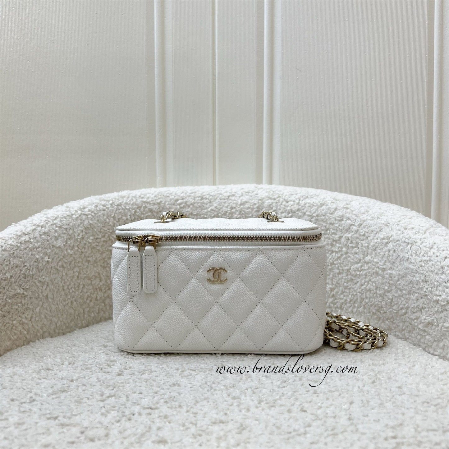 Chanel Classic Small Vanity in White Caviar and LGHW (Model: )