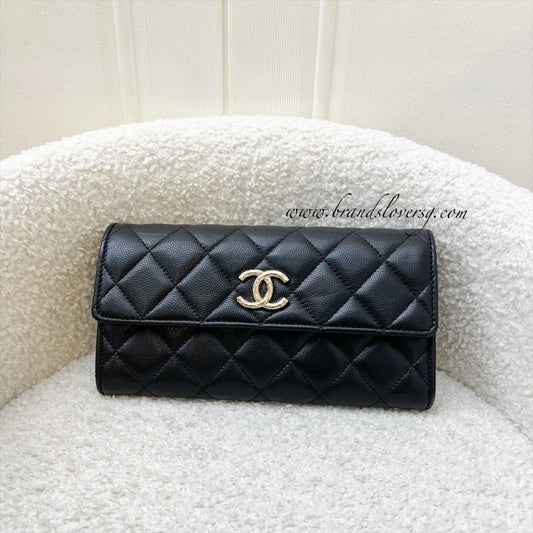 Chanel Long Wallet in Black Caviar and LGHW (Model: )