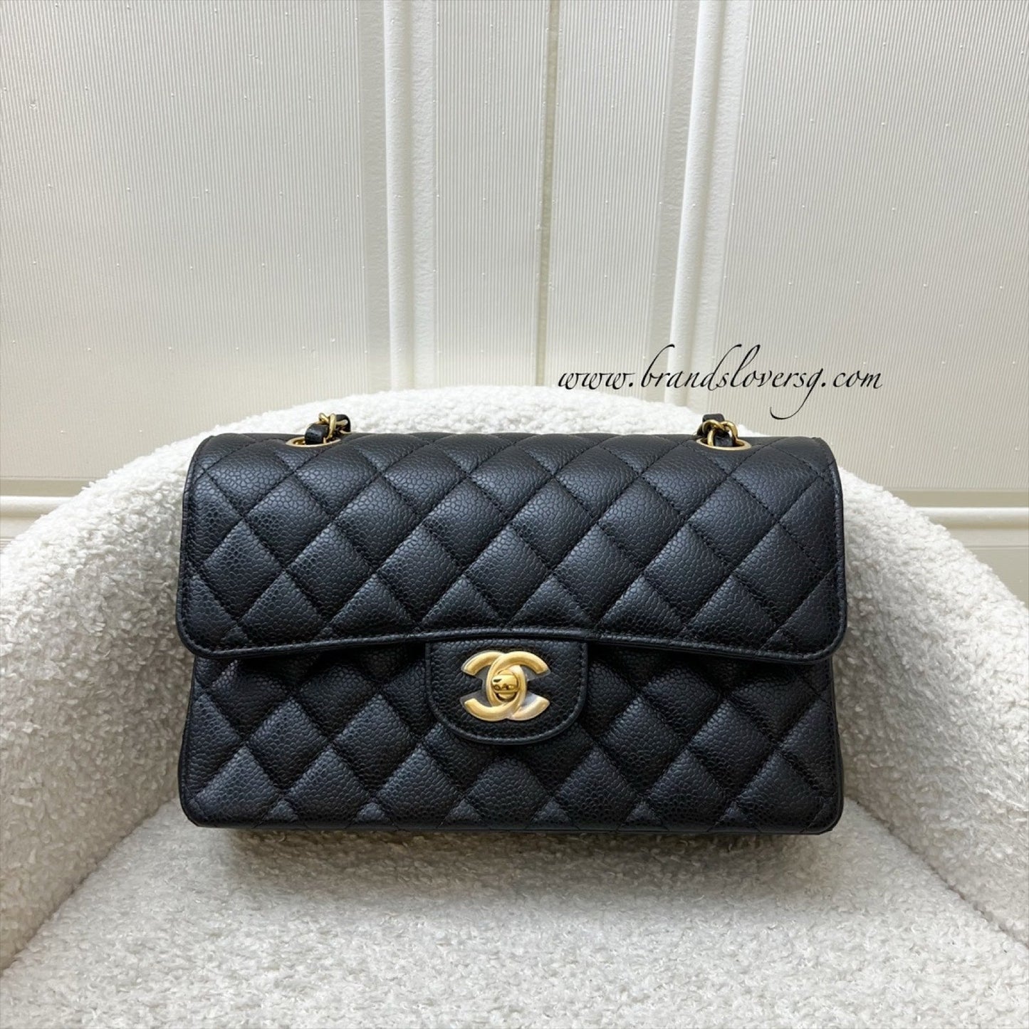 Small Classic Flap CF in Black Caviar and GHW Accessory Signature