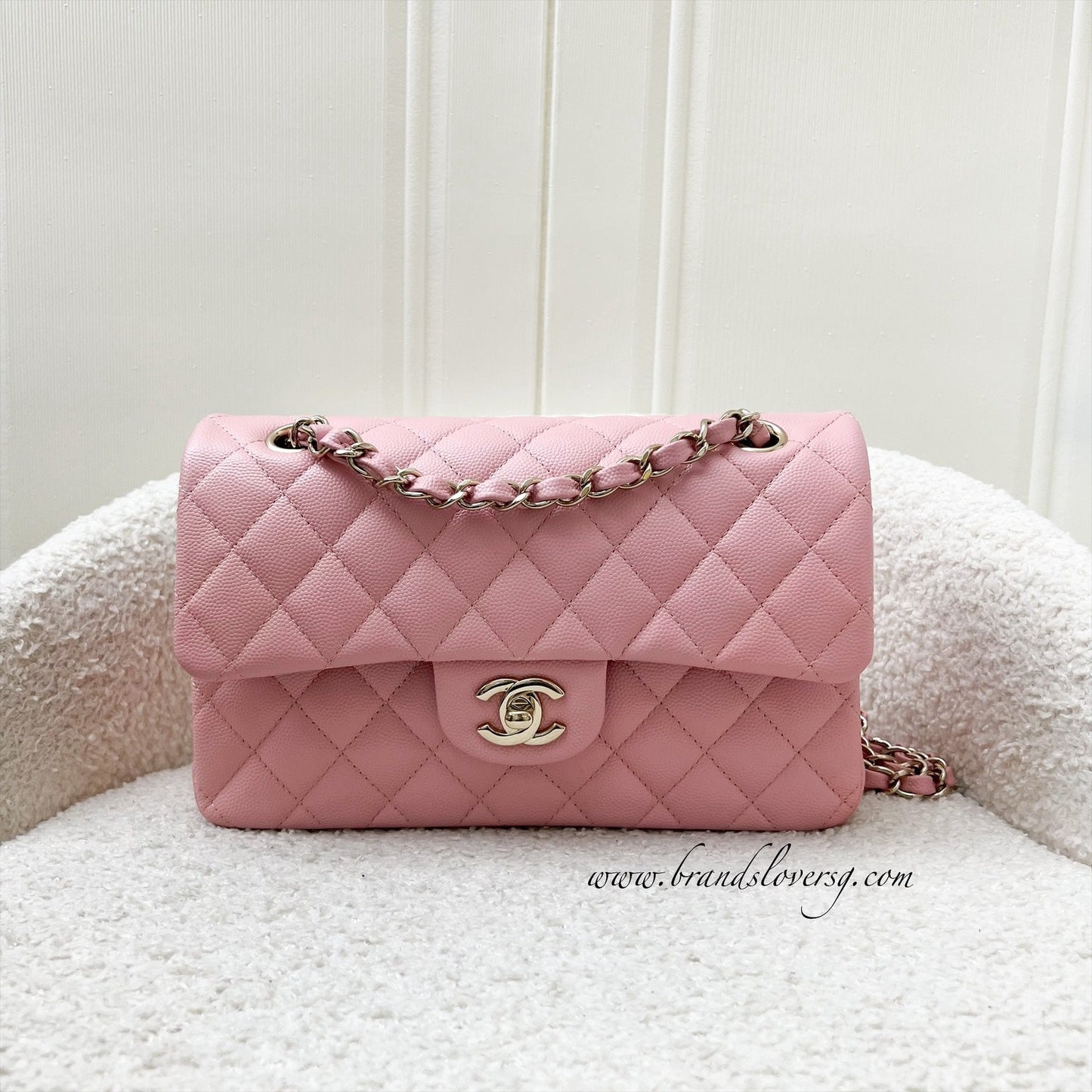 Small Classic Flap CF in Sakura Pink Caviar LGHW Accessory Signature