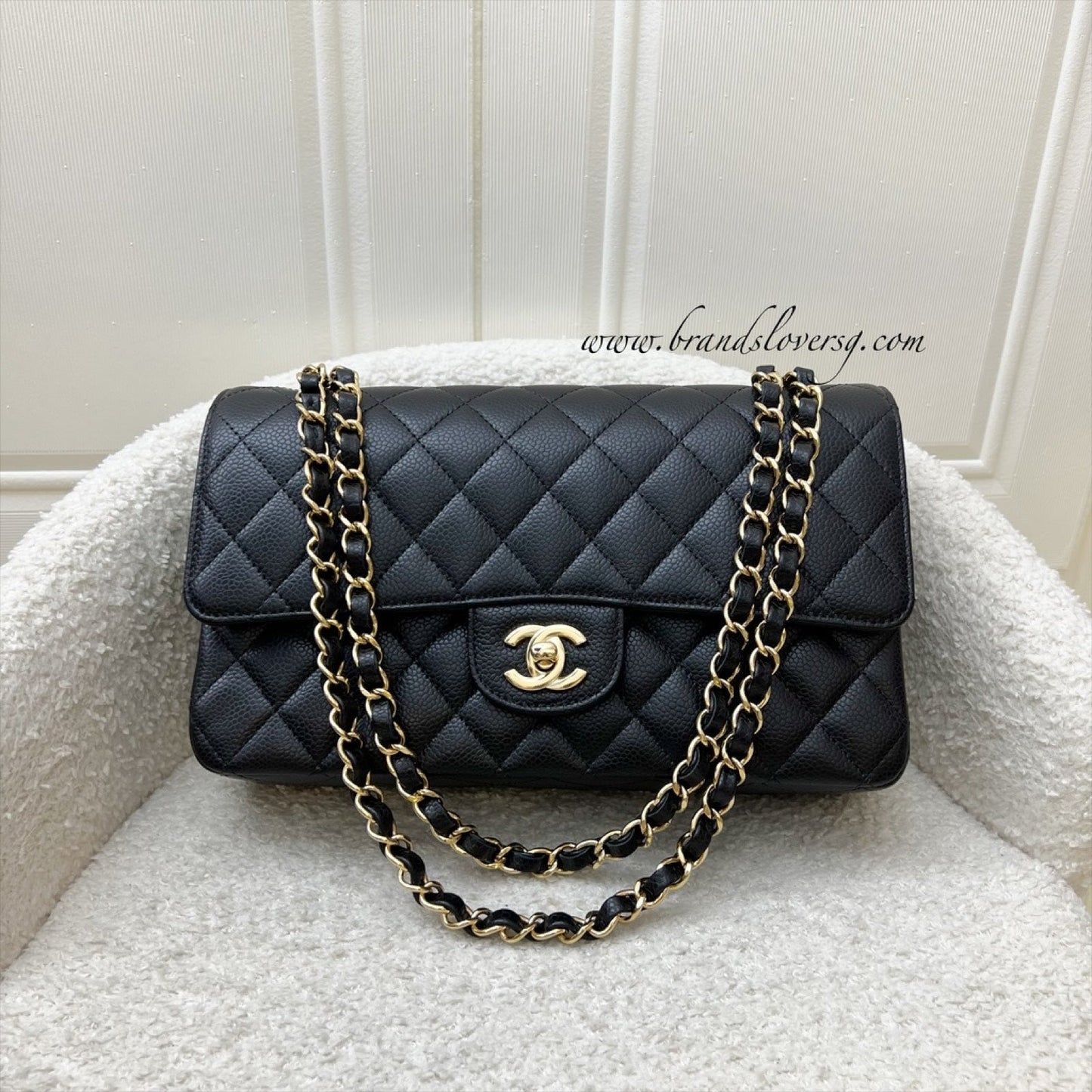 Chanel Medium Classic Flap CF in Black Caviar and GHW (Model: ) Accessory