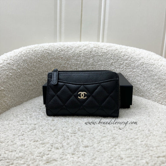 Chanel Zipped Card Holder with Coin Compartment in Black Caviar and GHW (Model: )