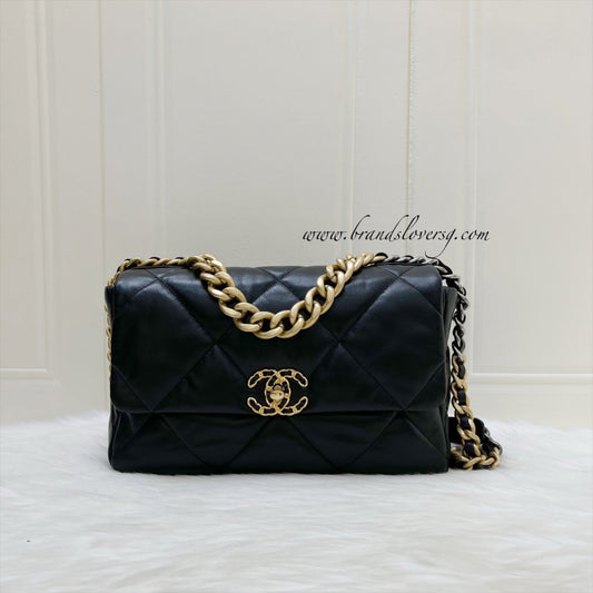 Chanel 19 Medium / Large Flap in Black Goatskin and 3-tone HW Accessory
